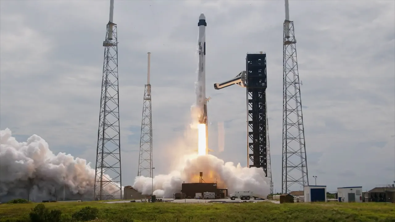 SPACEX-FALCON-9-CREW-9-LAUNCH.webp